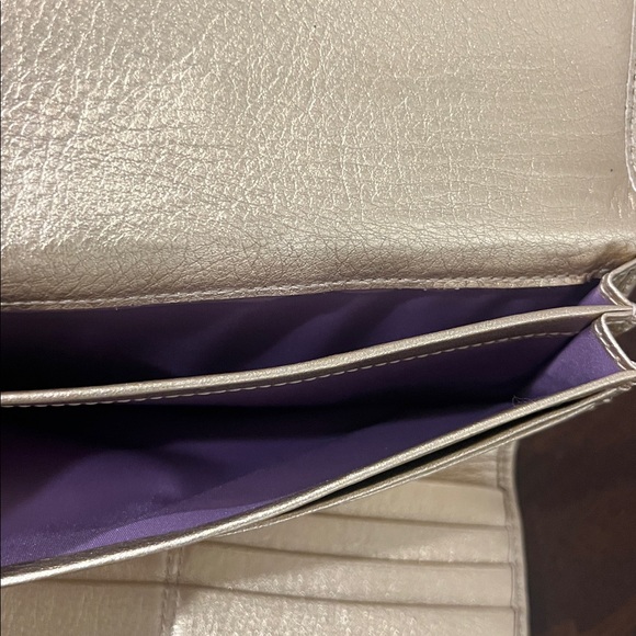 Coach - Picture 7 of 13